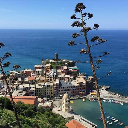 Il Ciasso Romantic Seafront Escape ヴェルナッツァ エクステリア 写真